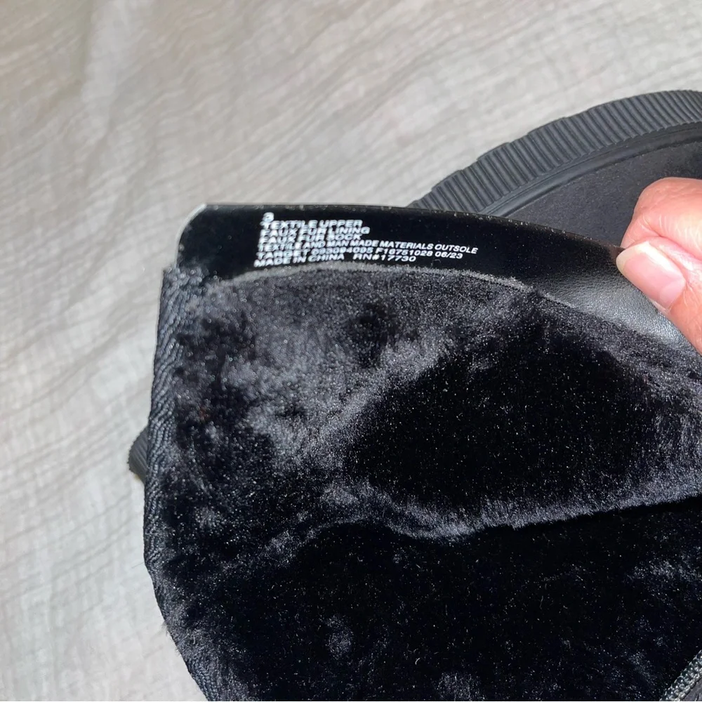 Girl’s Cat & Jack Black/Natalia Tall Shearling Style Boots - size 3 - Picture 8 of 11